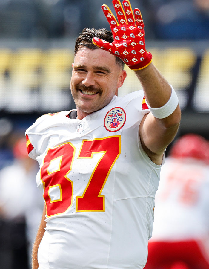 Travis Kelce seems to be on the rise after a disappointing season start, with his performance noticeably improving in his latest game against the Chargers